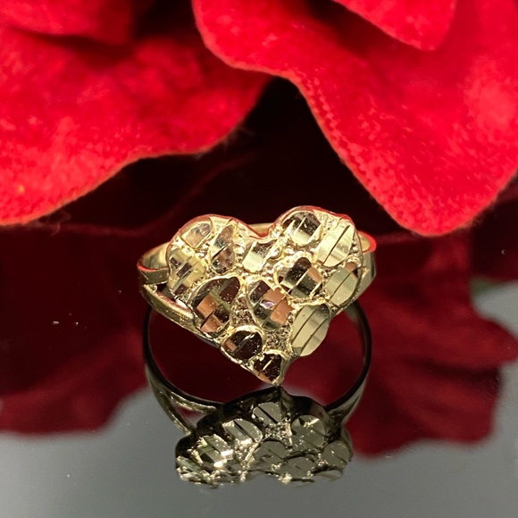 10K Yellow Gold Large Size Nugget Heart Ring - Picture 2 of 8